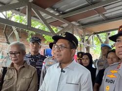 Video Gubernur-Kapolda NTT Tinjau Rumah Warga yang Terdampak Gempa