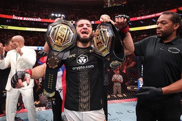 Sejarah! Islam Jadi Petarung UFC dengan Kemenangan Beruntun Terbanyak