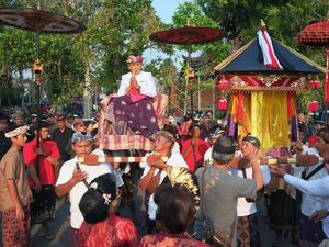 Joli Pengantin Diarak, Pernikahan Agung Tabanan Kembali Digelar Usai 60 Tahun