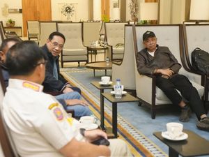 Presiden Perintahkan Darurat Gempa NTT, Wamensos Turun ke Lokasi