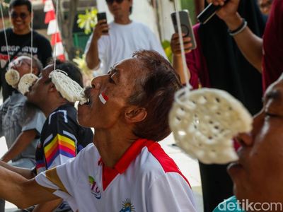 Mancing Kerupuk hingga Balap Kardus, Keseruan Lomba HUT RI di Tambun Bekasi