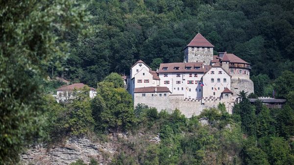 Menengok Kemegahan Kastil Vaduz, Ikon Kerajaan Kecil Liechtenstein