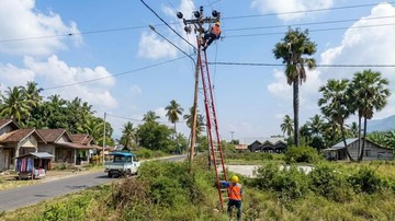 Kepala BNPB: Listrik di NTT Sudah Pulih, Tak Ada Antrean BBM