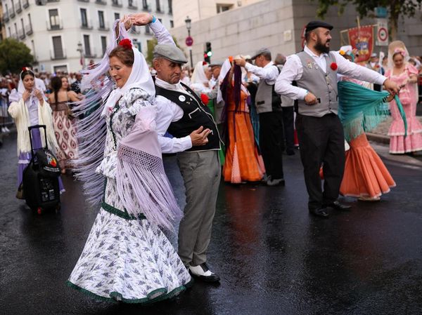 Semarak Virgen de la Paloma, Warga Madrid Tumpah Ruah Rayakan Pelindung Petugas Damkar