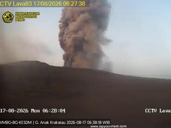 PVMBG Catat Gunung Anak Krakatau Erupsi 9 Kali