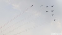 Atraksi Pesawat dan Helikopter Meriahkan HUT ke-81 RI di Langit Jakarta