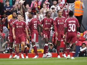 Liverpool-nya Iraola Masih Belajar Ngegas & Ngerem