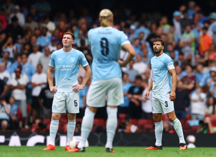 Soccer Football - FA Community Shield - Arsenal v Manchester City - Principality Stadium, Cardiff, Wales, Britain - August 16, 2026 Manchester Citys Ruben Dias looks dejected after Arsenals Martin Odegaard scores their third goal Action Images via 
