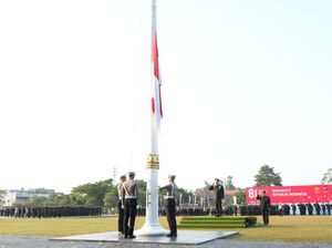 Polda Riau Beri Penghargaan Tim Ekspedisi Merah Putih di HUT ke-81 RI