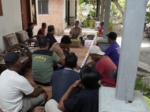 Untag Banyuwangi salurkan program pemberdayaan teknologi di Desa Wonorejo, Situbondo. Ini demi ketahanan ekonomi dan adaptasi iklim masyarakat pesisir.
