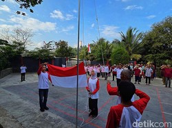 Menjahit Indonesia dari Halaman Panti Sosial Welas Asih