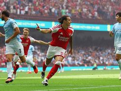 Arsenal Dijagokan Juara Lagi
