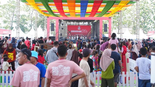 Ajang Srikandi Merdeka Cup turut memeriahkan Hari Kemerdekaan Indonesia ke-81 tahun. Kemeriahan tersebut terjadi di Srikandi Fair.