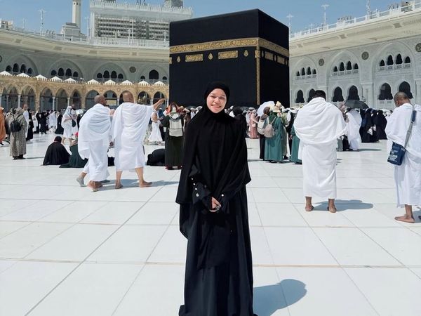 Perasaan Ummi Quary Hancur, Cari Ketenangan di Tanah Suci