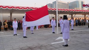 Warna-warni Pakaian Adat hingga Songket Meriahkan Upacara HUT RI di Abu Dhabi