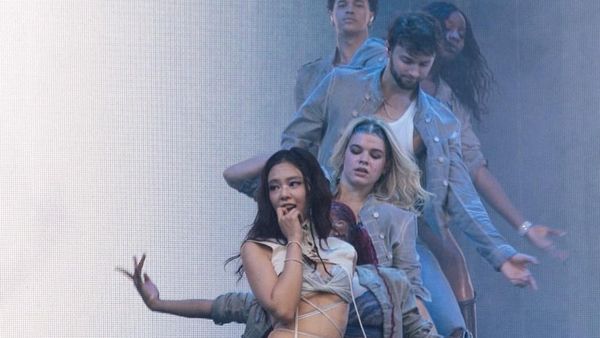 Potret Jennie BLACKPINK di Panggung Summer Sonic Festival 2026