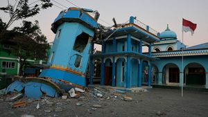 Masjid di Reok NTT Rusak Parah Akibat Gempa