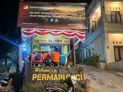 Jenazah Pendaki Jatuh ke Kawah Gunung Slamet Dibawa ke Basecamp Guci Tegal