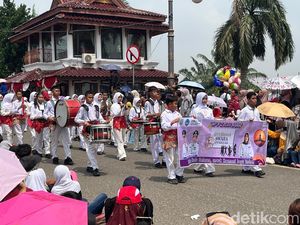 Meriahnya Pawai Pembangunan di Jambi Peringati Hari Kemerdekaan