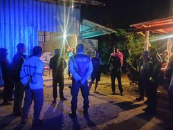 Ogah Kasih Ayam ke Pemuda Nongkrong, Sopir Pikap-2 Temannya Dikeroyok