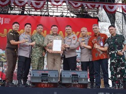 HUT ke-81 RI, Polres-Pemkot Jakut Kumpulkan Warga Deklarasi Anti Tawuran