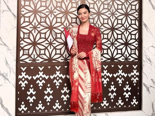 Raline Shah hingga Aura Kasih Berkebaya Merah di Upacara HUT Ke-81 RI