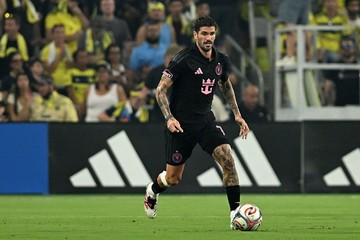 Rodrigo De Paul Cekcok sama Wasit: Sudah Menang Berapa Trofi?