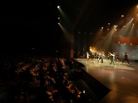 Showcase Naura, 'Cerita Penuh Cahaya'