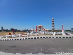 Jembatan CPI Makassar Tercoreng Aksi Vandalisme