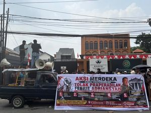Massa Demo Lagi di PN Jaksel, Dorong Hakim Tolak Praperadilan Febrie Adriansyah