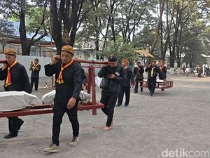 Adu Mulut Keluarga Keraton Solo Warnai Keluarnya Gamelan Sekaten