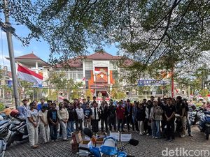 Mahasiswa Buleleng Galang Donasi Gempa Flores, Terkumpul Rp 10,8 Juta