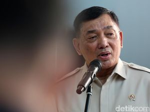 Soal Target Pemadaman Karhutla, Menhan Sjafrie: Tergantung Rakyat Indonesia