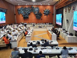 Komisi V DPR Kritik Manifes Kapal Tak Pernah Akurat, Minta Menhub Berbenah