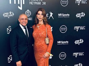 Roberto Carlos Dikabarkan Mualaf, Istrinya Bukan Orang Sembarang di Sepakbola