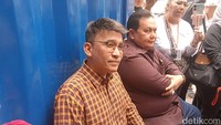 Ruben Onsu dan Sarwendah Kompak Hadiri Sidang Mediasi