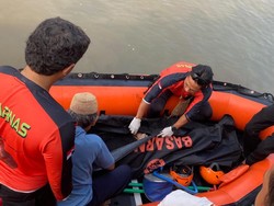 Wisatawan Terseret Ombak di Pantai Carita Pandeglang Ditemukan Tewas