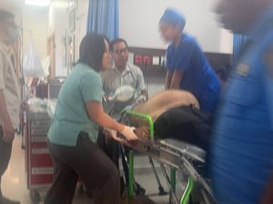 Jatuh Saat Antre Check in di Bandara Komodo Labuan Bajo, Turis India Tewas