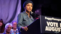 Kisah Ilhan Omar, Pengungsi Somalia Jadi Wanita Muslim Pertama di Kongres AS
