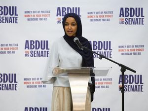 Agen Homeland Security Geledah Rumah Anggota DPR Muslim Pengkritik Trump