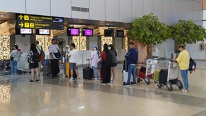 Kabut Asap Ganggu Penerbangan Bandara Supadio, 6 Pesawat Delay dalam 2 Hari