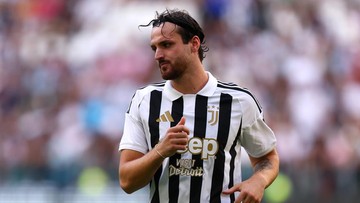 Apes! Bek Juventus Cedera Gara-gara Kena Tekel Fans Sendiri