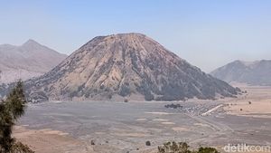 Gunung Bromo Kembali Dibuka Usai Karhutla