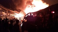 Kebakaran Pasar Sungai Duri: 1 Warga Dilarikan ke RS, Pemdes Buka Posko