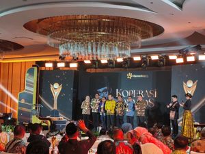 21 Kepala Daerah Terima Bakti Koperasi Nayaka Mahambara Koperasi Awards 2026