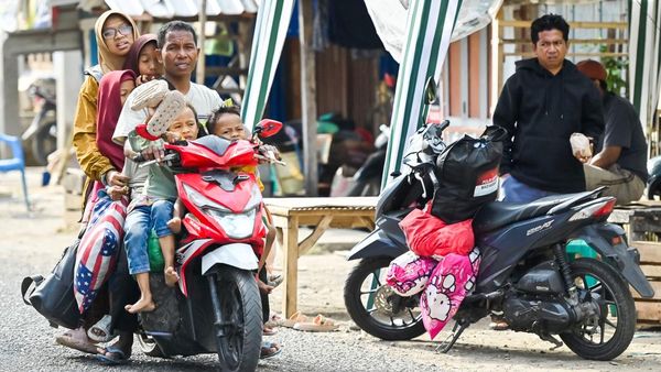 3.394 Gempa Susulan Guncang NTT, Warga Tetap Waspada
