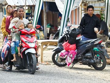 3.394 Gempa Susulan Guncang NTT, Warga Tetap Waspada