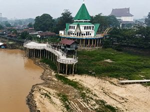 Kemarau Ekstrem, Sungai di Palangka Raya Alami Pendangkalan Membentuk Gosong
