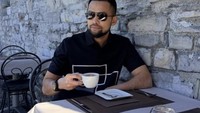 Teuku Wisnu Tekuni Bisnis Kuliner, Jualan Strudel hingga Masakan Rumah!
