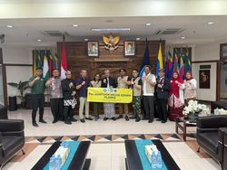 Unair Terjunkan Tim Medis Bantu Korban Gempa NTT